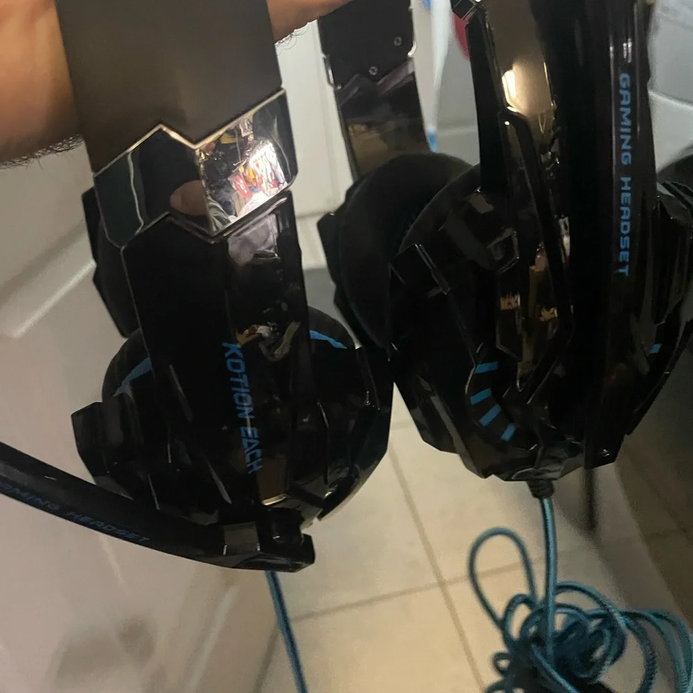 Gaming Headsets 2 Pc Set Usb and jack connection Like new